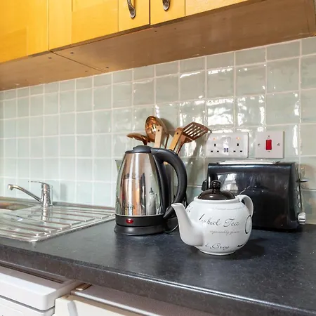 Starbeck Serviced Apartman *